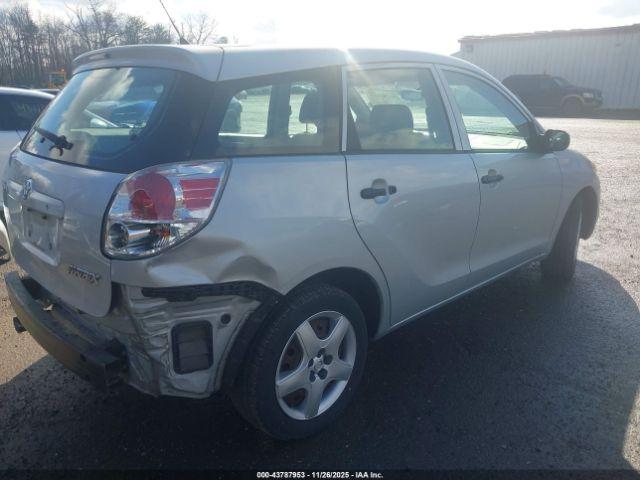 Toyota Matrix Image 6