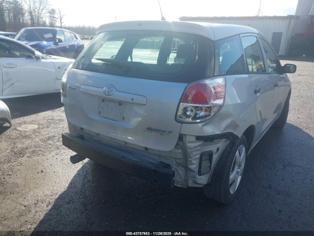 Toyota Matrix Image 9