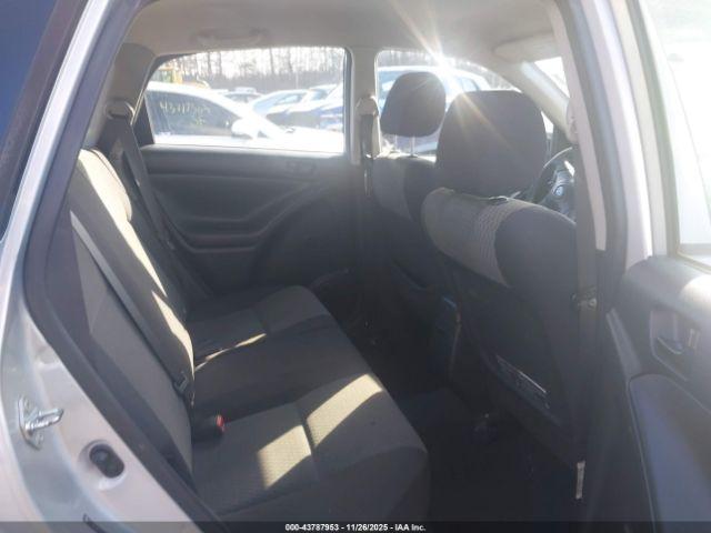 Toyota Matrix Image 5