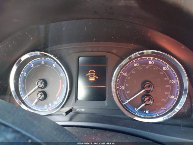 Toyota Corolla Le Image 6