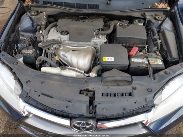 Toyota Camry Le Image 5