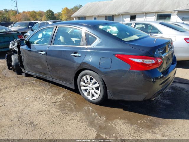 Nissan Altima 2.5 S Image 12