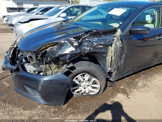 Nissan Altima 2.5 S Image 14