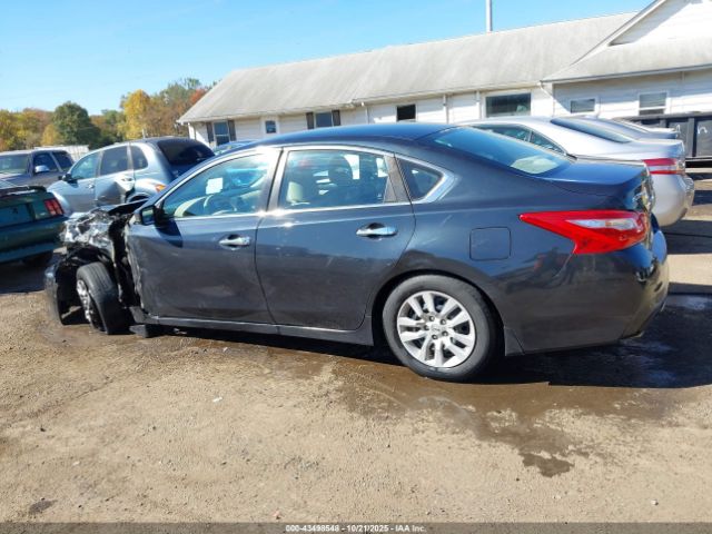 Nissan Altima 2.5 S Image 2