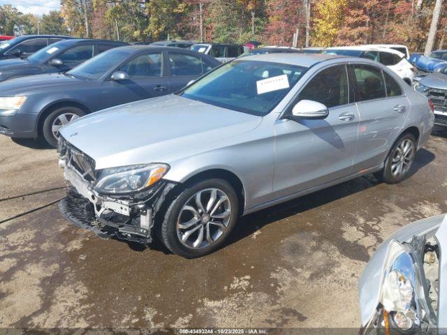 Mercedes-Benz C-Class 4matic Image 3