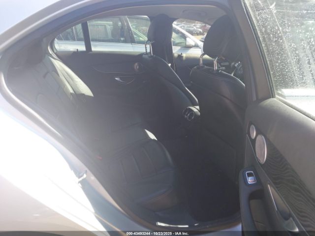 Mercedes-Benz C-Class 4matic Image 5