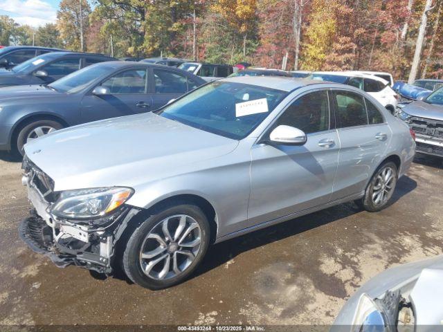 Mercedes-Benz C-Class 4matic Image 13