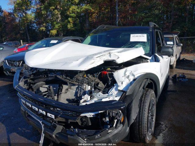 Ford Bronco Outer Banks Image 11