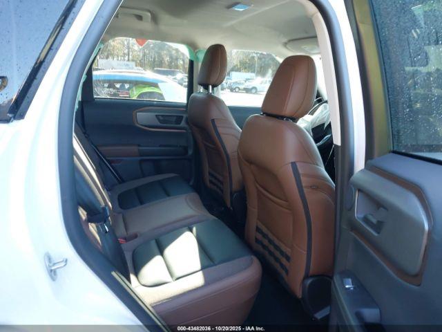 Ford Bronco Outer Banks Image 9