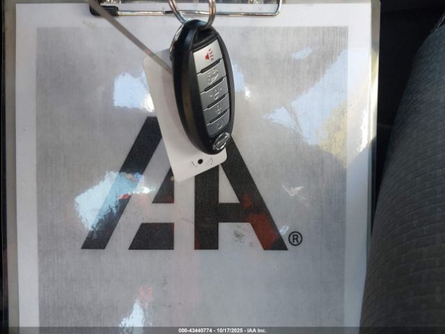 Nissan Pathfinder Sv Image 6