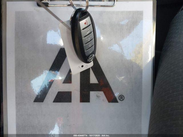 Nissan Pathfinder Sv Image 6