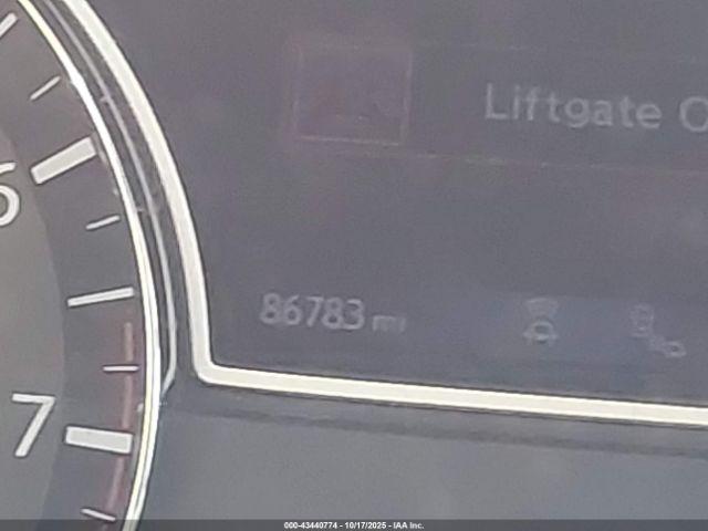 Nissan Pathfinder Sv Image 16