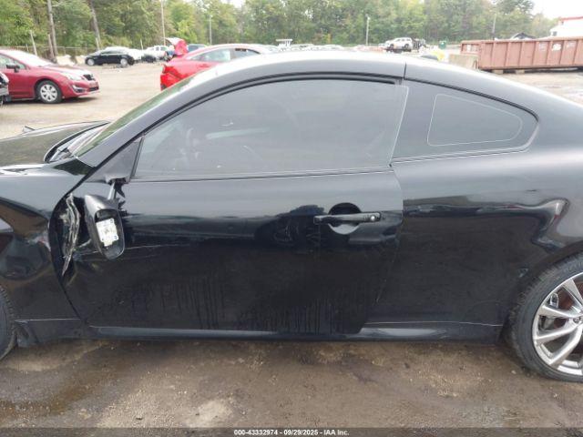 INFINITI G37 Journey Image 5