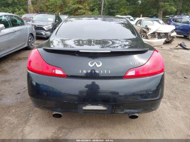 INFINITI G37 Journey Image 12