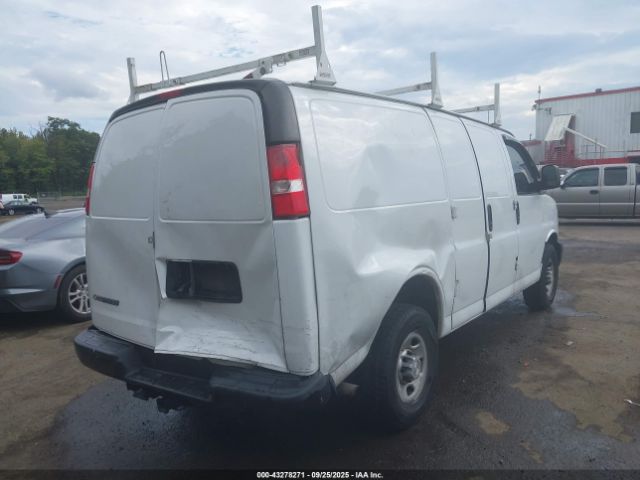 Chevrolet Express Work Van Image 15