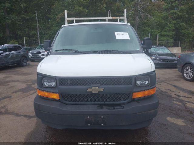 Chevrolet Express Work Van Image 5