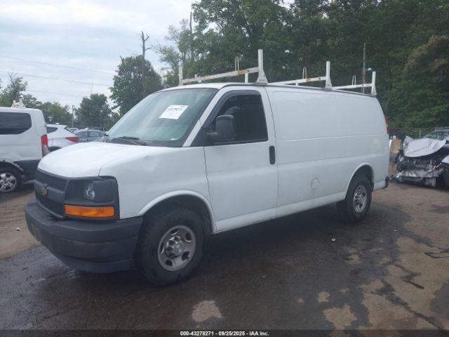 Chevrolet Express Work Van Image 8