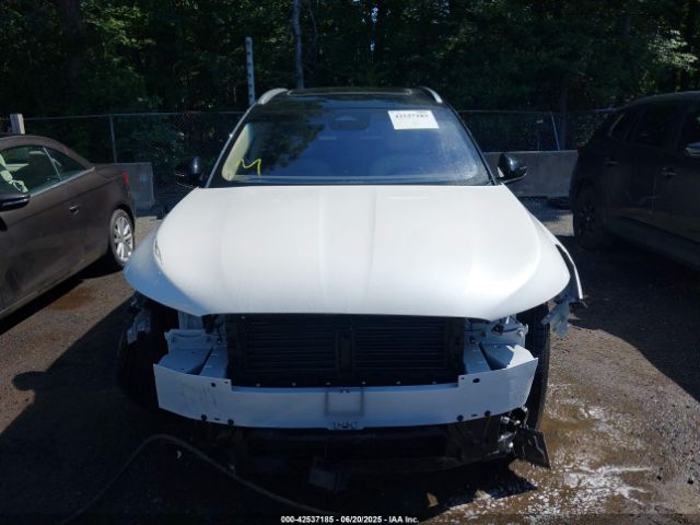 Lincoln Nautilus Reserve Image 12