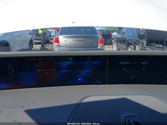 Lincoln Nautilus Reserve Image 15