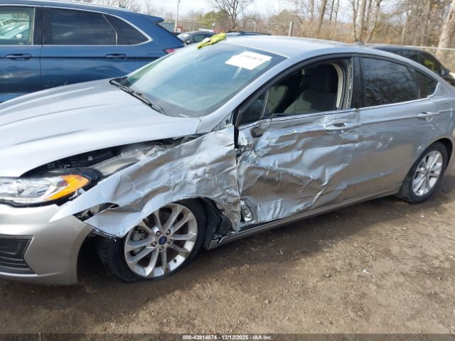 Ford Fusion Se Image 3