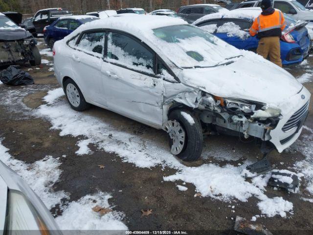  Salvage Ford Fiesta
