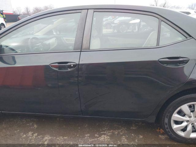 Toyota Corolla Le Image 16