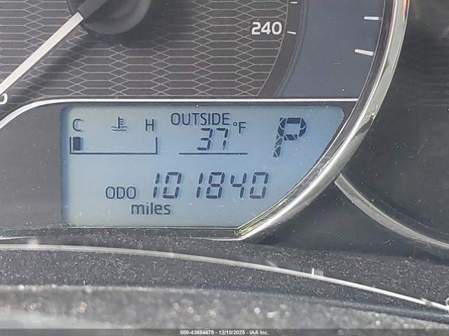 Toyota Corolla Le Image 13