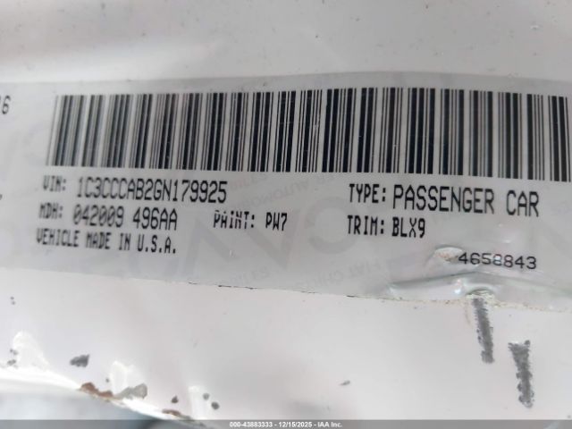 Chrysler 200 Limited Platinum Image 11