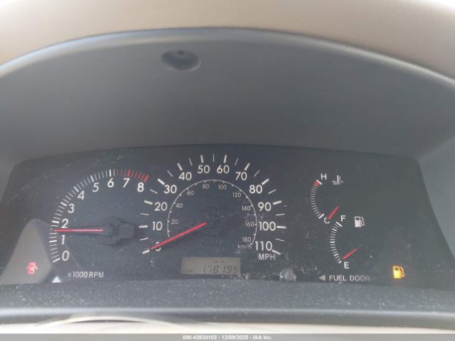 Toyota Corolla Le Image 4