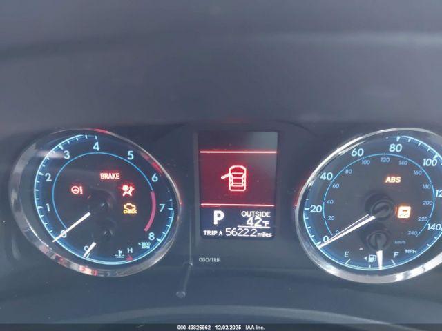 Toyota Corolla Le Image 8