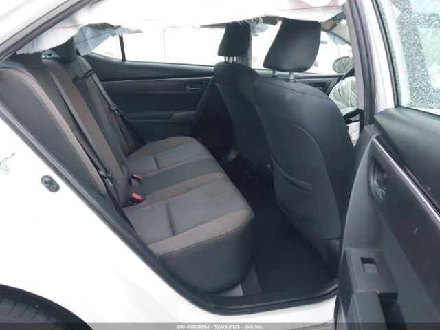 Toyota Corolla Le Image 16