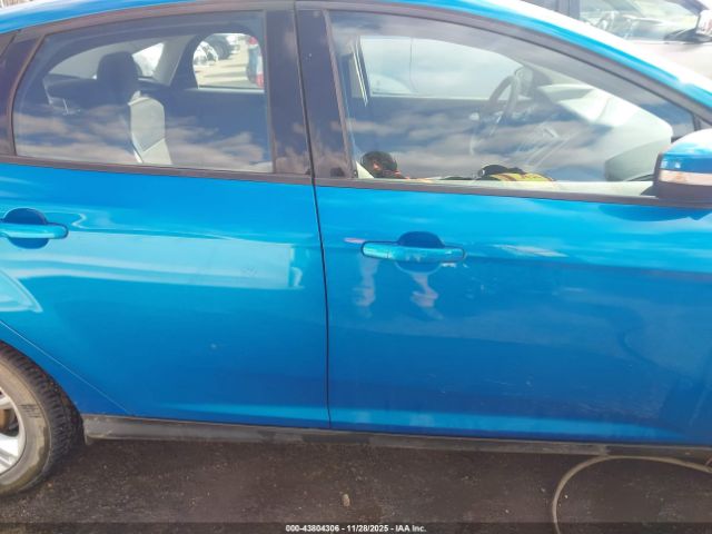 Ford Focus Se Image 13