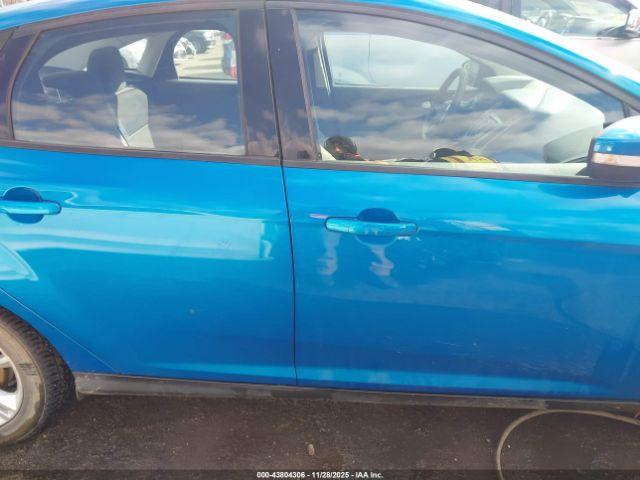 Ford Focus Se Image 13