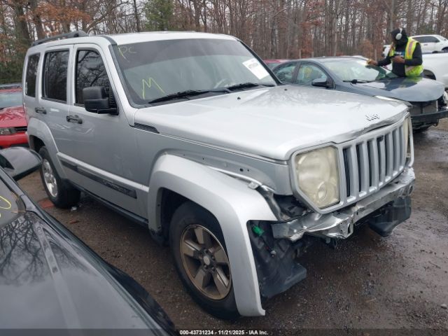 Jeep Liberty Sport Image 1