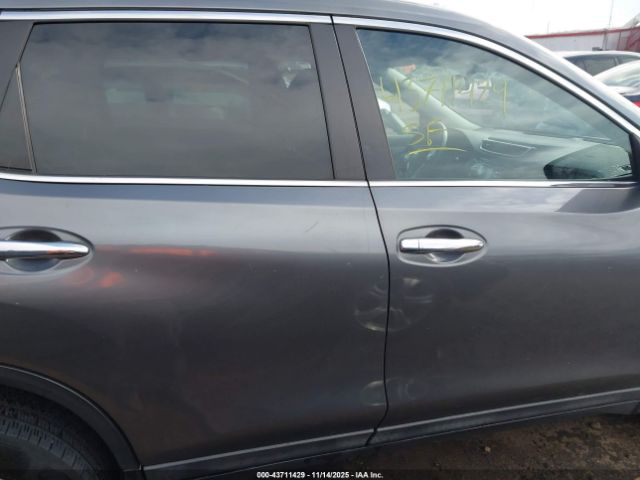 Nissan Rogue S Image 12