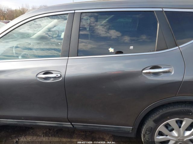 Nissan Rogue S Image 13