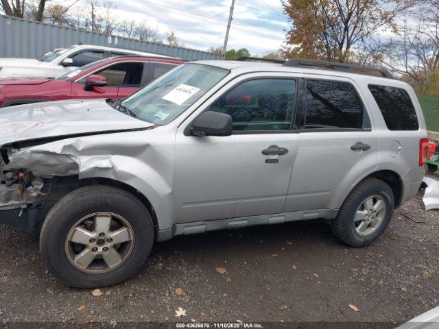 Ford Escape Xlt Image 11