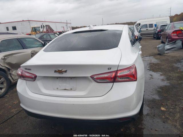 Chevrolet Malibu Fwd Lt Image 15