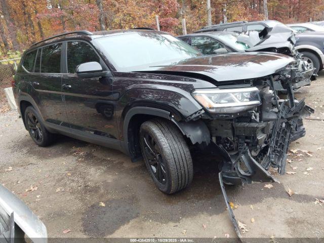  Salvage Volkswagen Atlas