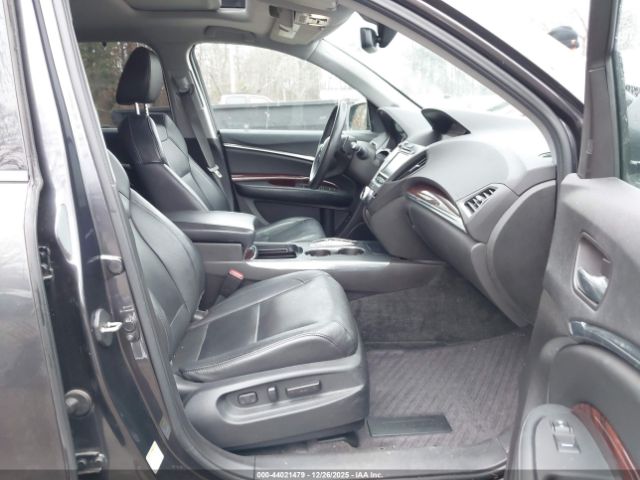 Acura MDX Image 12