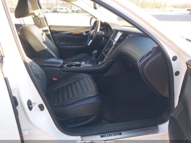 INFINITI Q50 3.0t Luxe Image 5