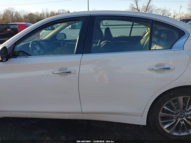 INFINITI Q50 3.0t Luxe Image 13