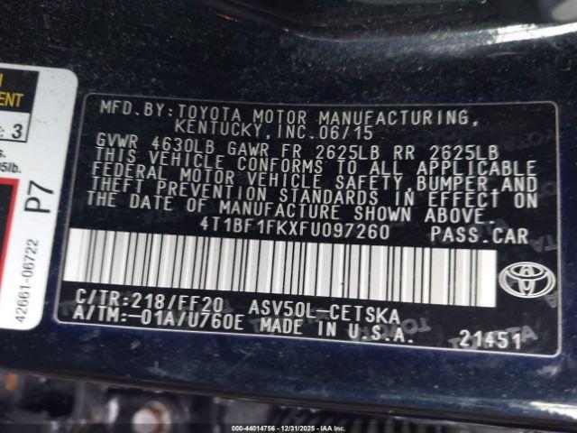 Toyota Camry Se Image 9