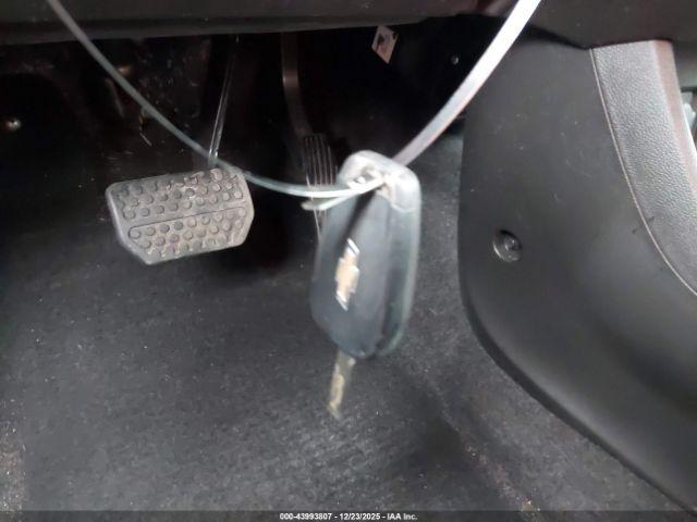 Chevrolet Spark 1lt Cvt Image 9