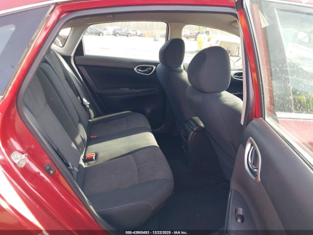 Nissan Sentra Image 8