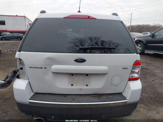 Ford Taurus X Sel Image 15