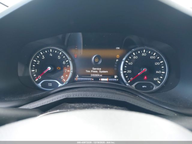 Jeep Renegade Altitude 4x4 Image 2