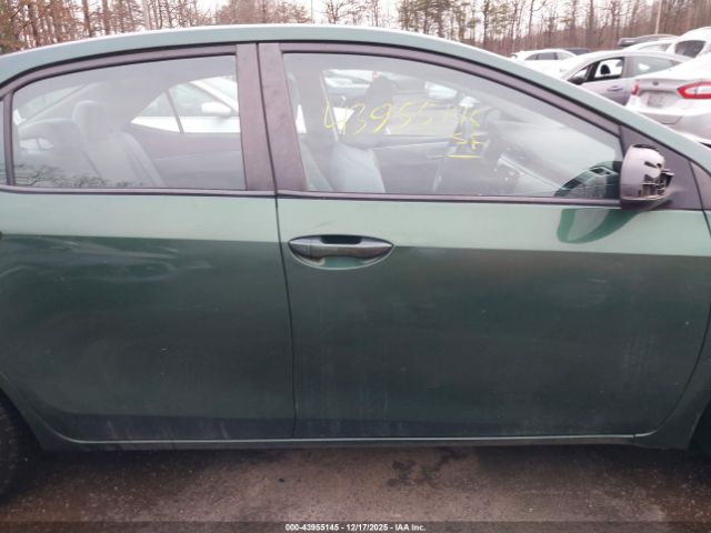 Toyota Corolla Le Image 11