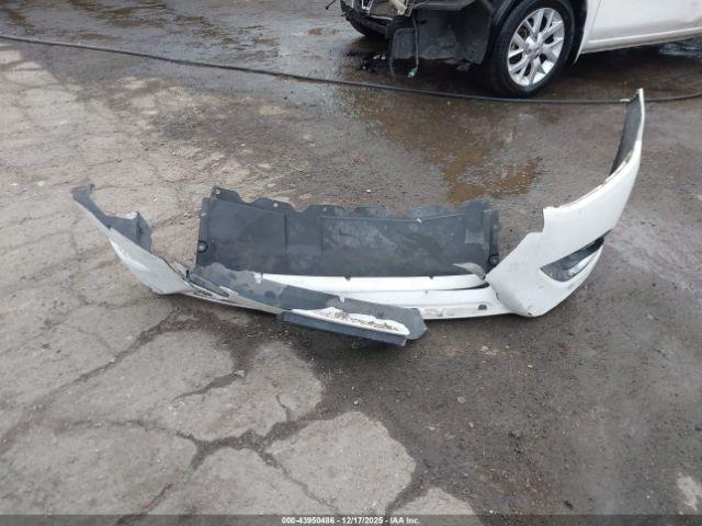 Nissan Versa 1.6 Sv Image 9