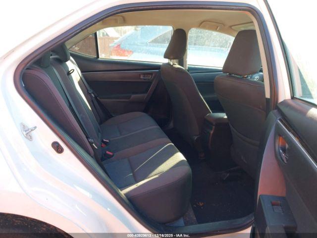 Toyota Corolla Le Image 6